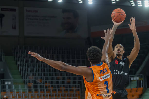 老铺黄金的 老铺黄金的