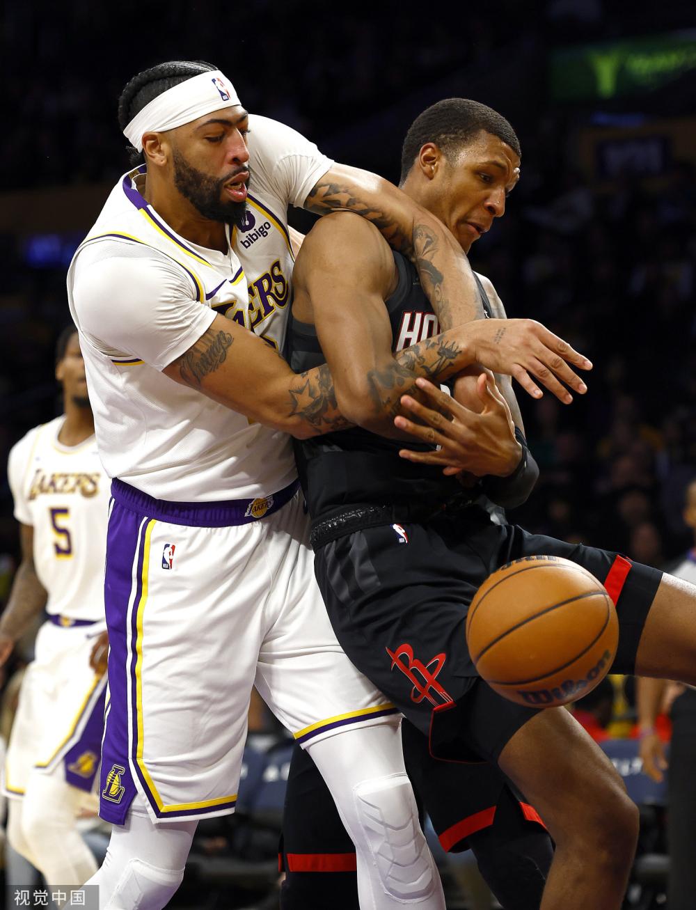 很多年轻球 很多年轻球