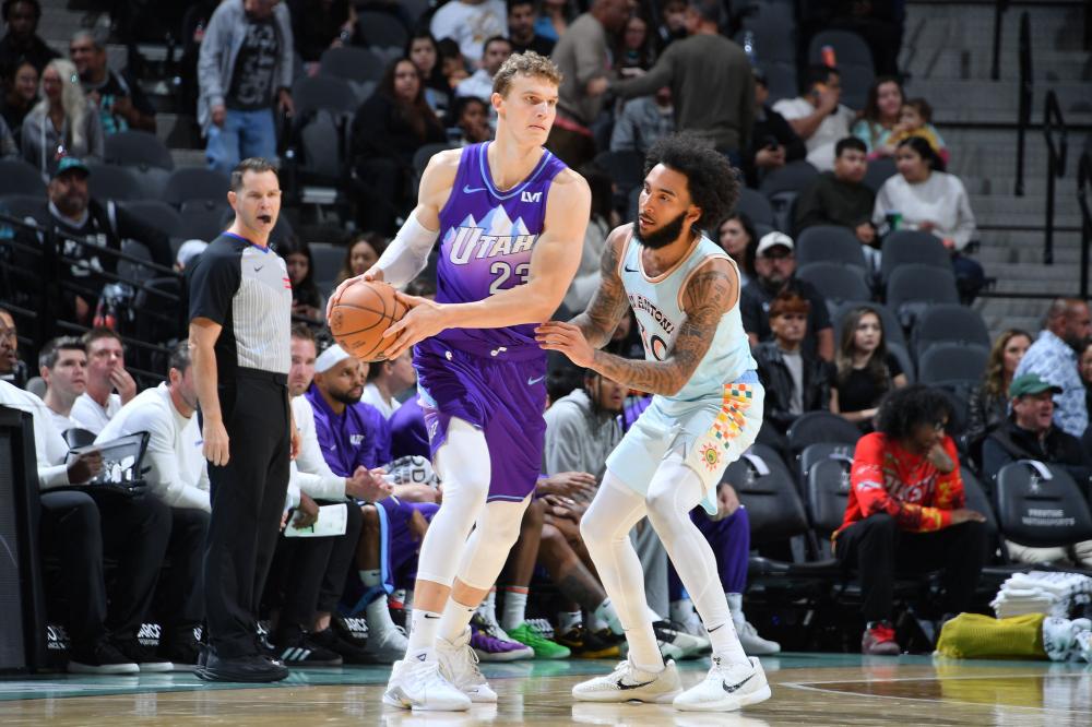 力球员的发 力球员的发